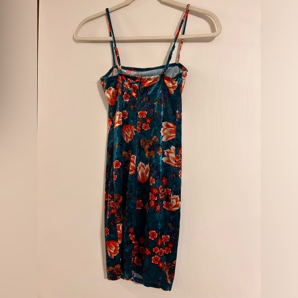 Small juniors velvet dress with flowers vintage homecoming 90s y2k super cute - Picture 2 of 2